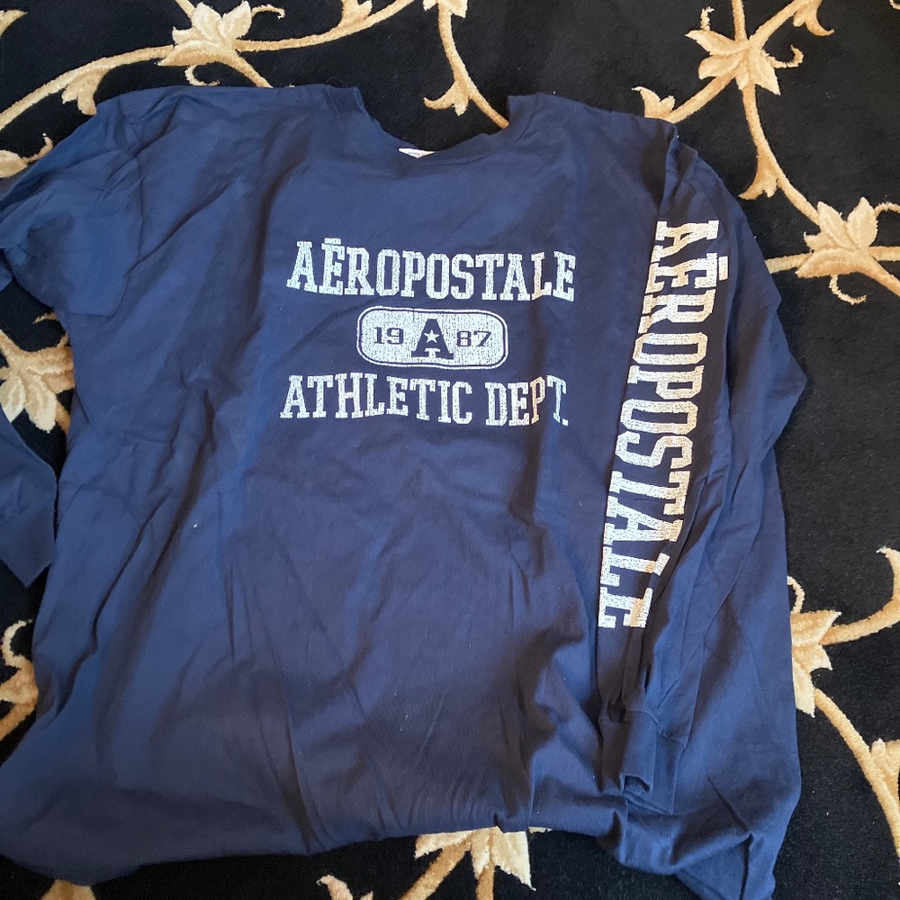 Aeropostale  long sleeved men’s blue t shirt